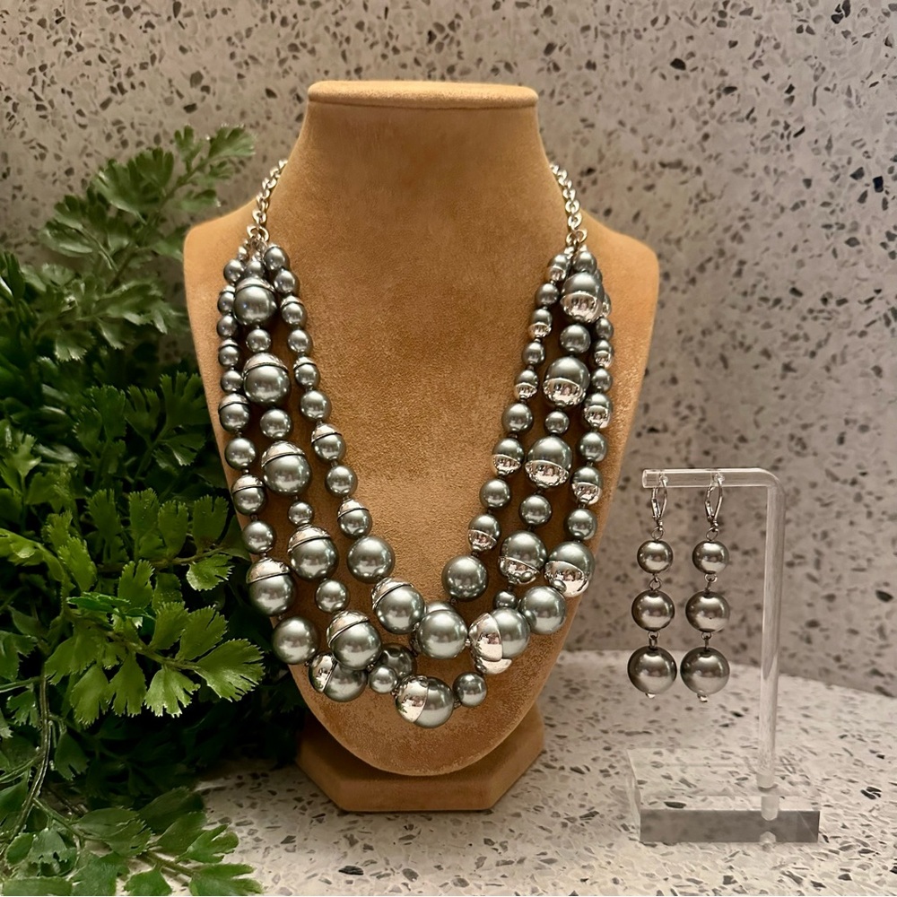 Gray Bead Multi Strand Necklace Set - image 1